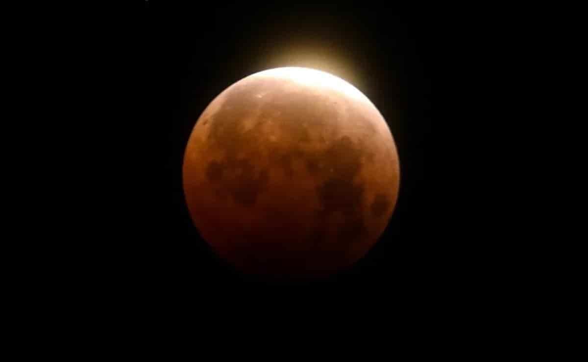 Hoy habrá eclipse lunar penumbral; podrá verse en México