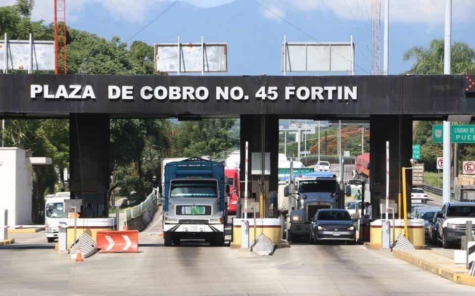 Empresarios insisten en retiro de la caseta de peaje de Fortín en Veracruz
