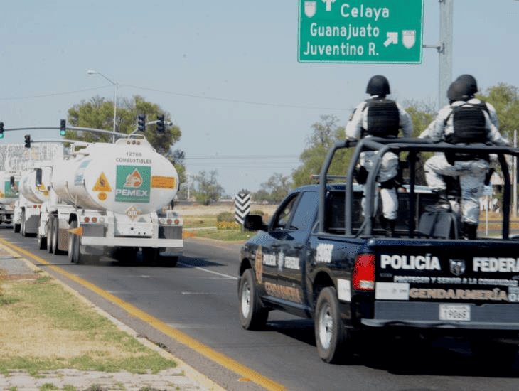 15 mil elementos de la Guardia Nacional custodian pipas de Pemex por asaltos