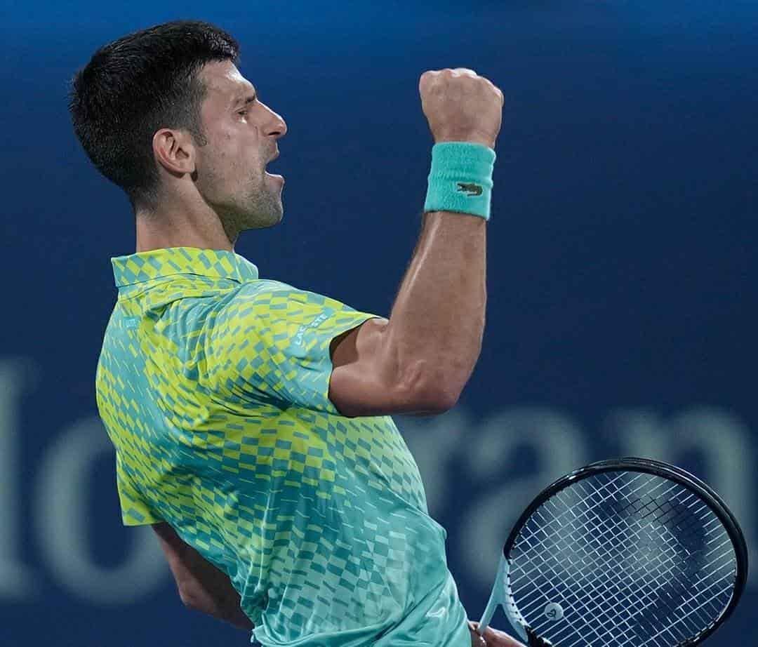 Clasifica Novak Djokovic a ronda semifinal en Dubai