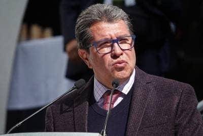 Ricardo Monreal se retira de contienda por la jefatura de Gobierno de la CDMX