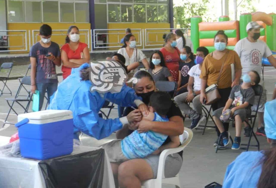 Esperan vacunar vs covid a 4 mil menores en Misantla (+Video)