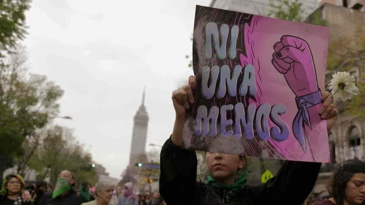 Cuitláhuac presume sentencias de hasta 142 años a feminicidas en Veracruz