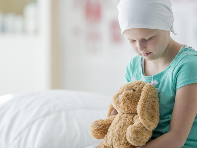 Solo 20% de niños con cáncer logran cura en países pobres