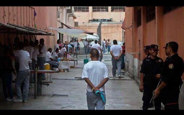 Cambian prácticas de detención en cárceles de México por COVID-19