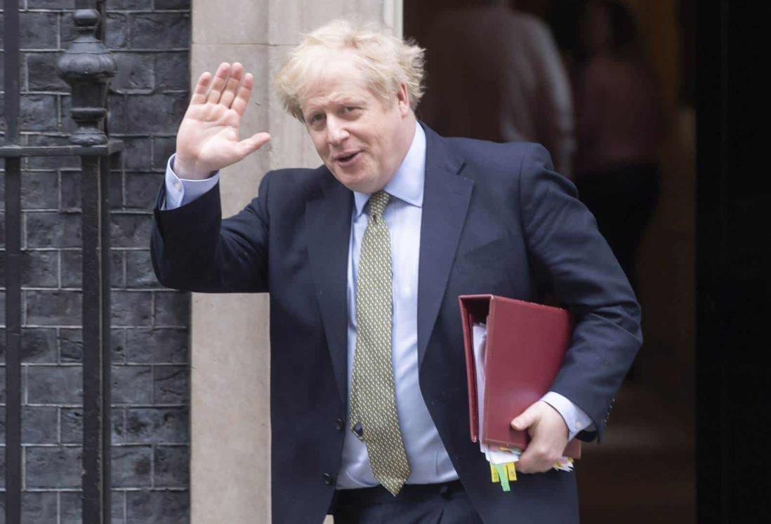 Boris Johnson ingresa en un hospital tras días con síntomas de coronavirus