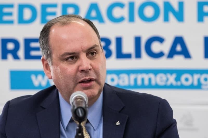 Gustavo de Hoyos se destapa como candidato a la presidencia