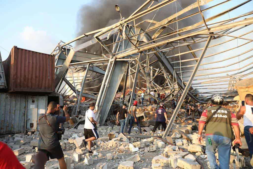 Estamos en crisis nacional tras explosión: primer ministro de Líbano