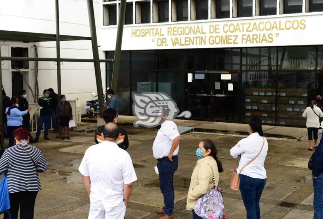 En Hospital de Coatzacoalcos, buscarán vacunar al personal no registrado