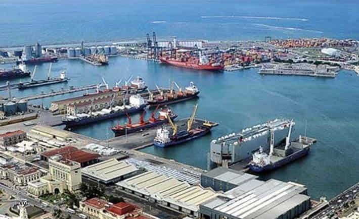Por decreto presidencial, puertos de Tuxpan y Veracruz a manos de la Marina