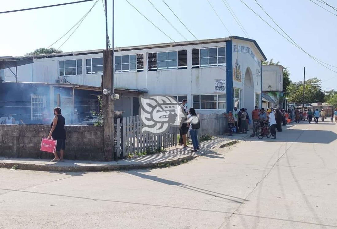 Comedor comunitario beneficia a vecinos de Villa Cuichapa