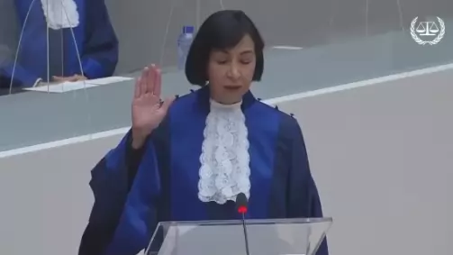 María del Socorro , la primera mexicana en ser jueza en la Corte Penal Internacional