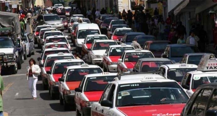 Semana Santa un leve respiro para taxistas: Mario Ortiz