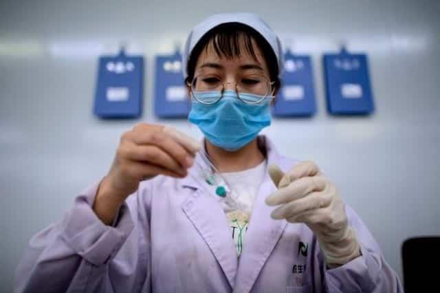 China reconoce que sus vacunas contra COVID-19 tienen una efectividad baja