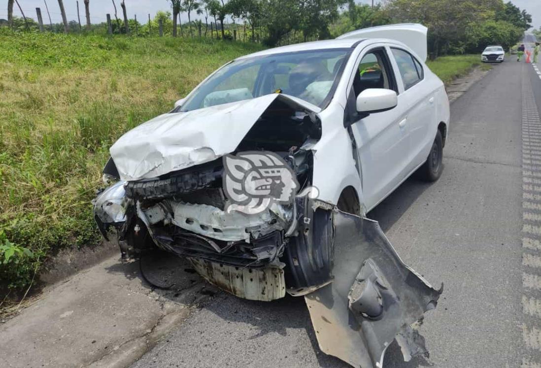 Dos lesionados tras choque en carretera Acayucan – Rodríguez Clara