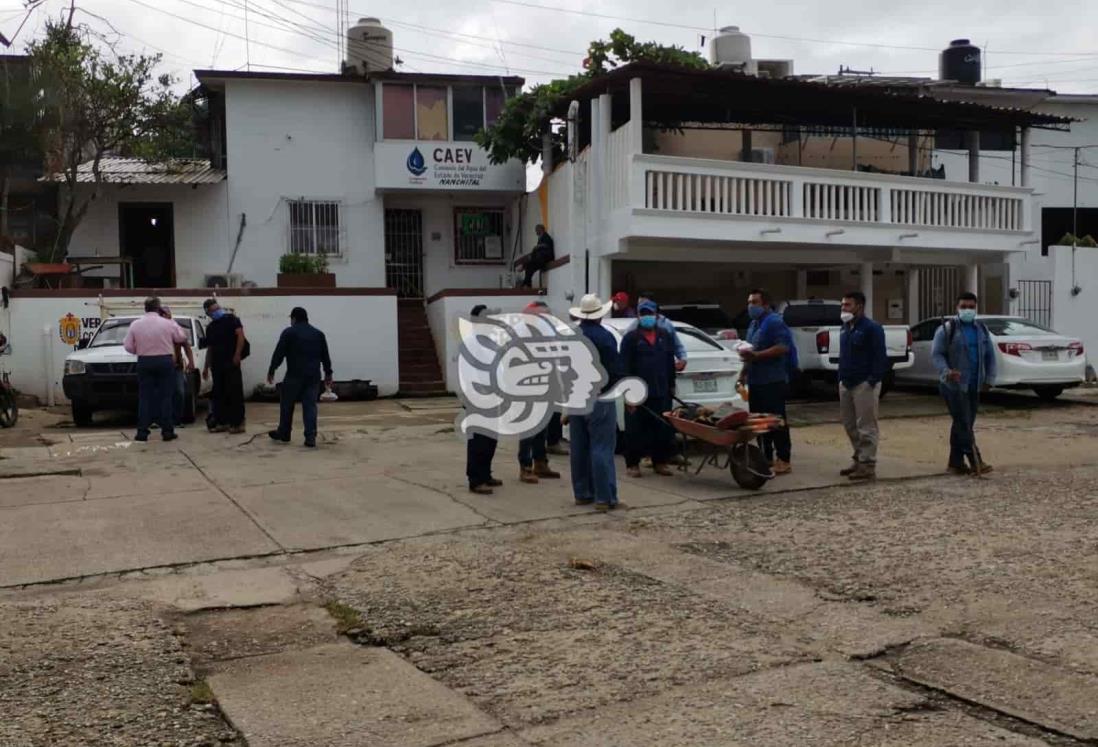 Trabajan bajo protesta en CAEV Nanchital; esperan cese de encargada 