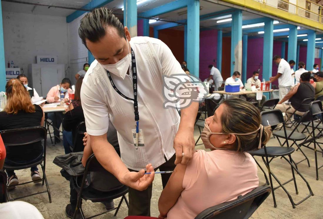 Veracruz llegará al 70% de su población vacunada contra el Covid: Huerta