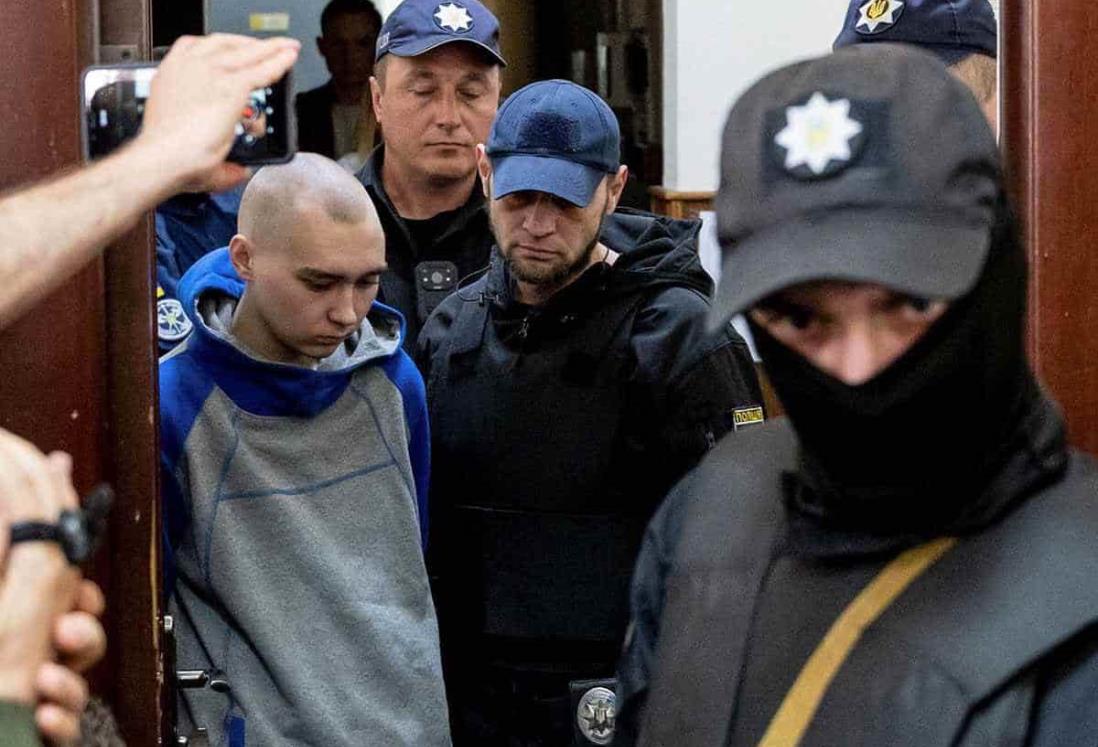 Inicia primer juicio por crímenes de guerra en Ucrania contra soldado ruso
