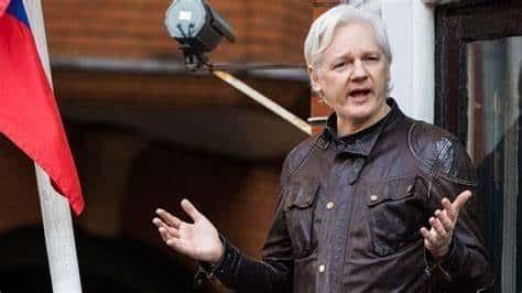 AMLO tratará caso de Julian Assange en reunión con Biden