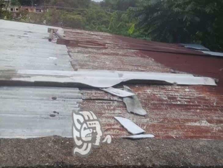 Sin responder CFE por daños de helicóptero en viviendas de Acayucan