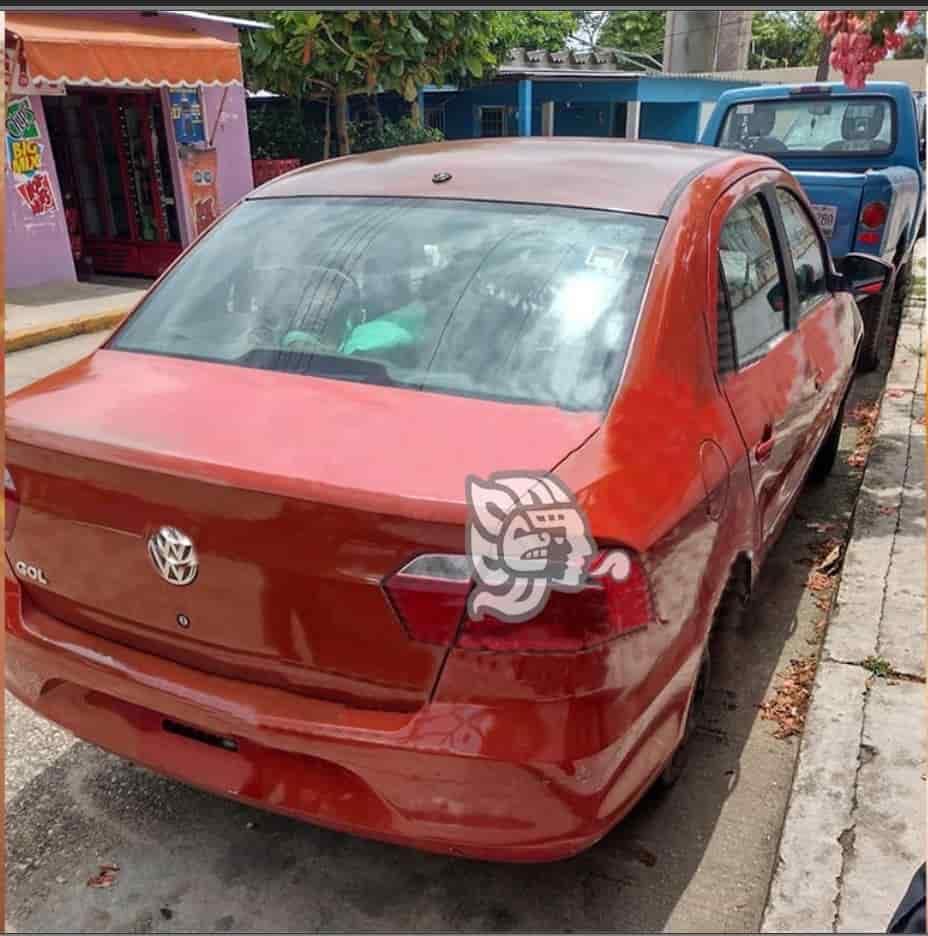 Localizan auto con reporte de robo en barrio de Chinameca