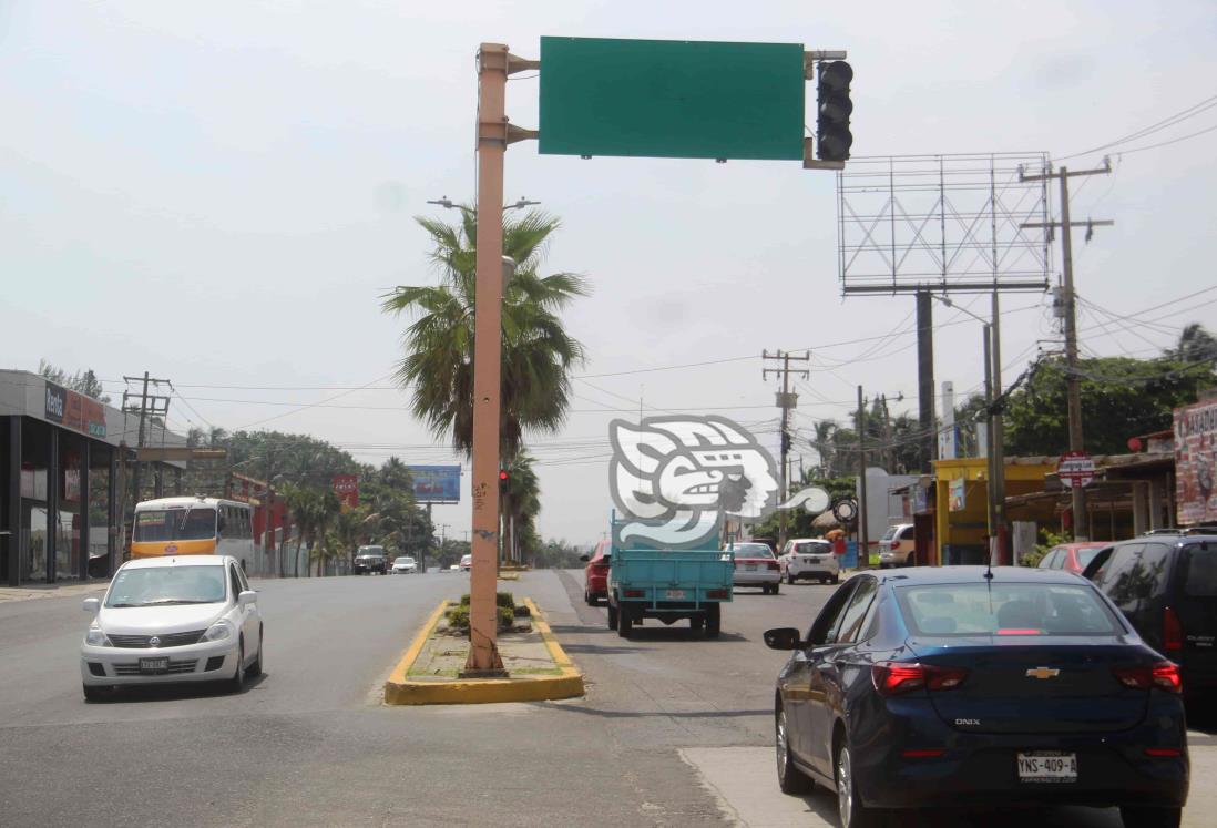 Estudiantes del Itesco desarrollan proyecto para reparar semáforos