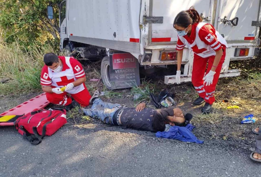 Ciclista colombiano es atropellado por tractocamión en el municipio de Actopan