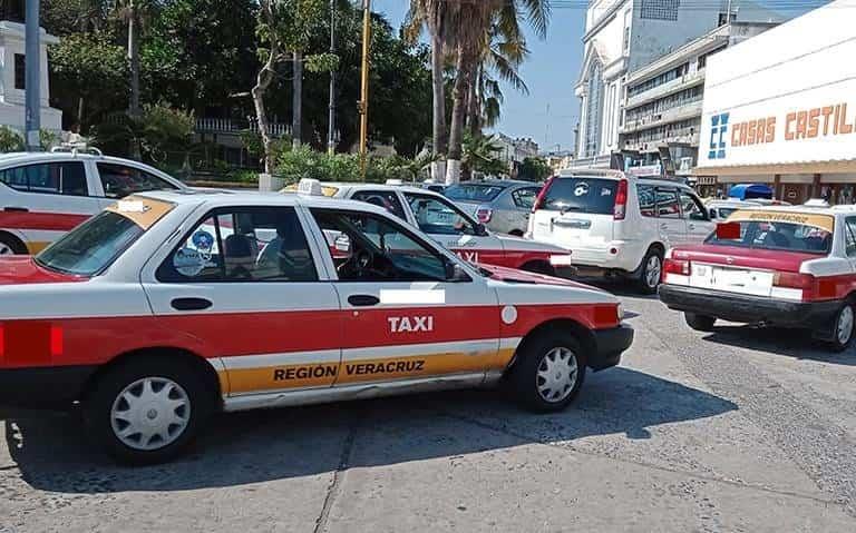 Se extiende “cuesta de enero” en Veracruz; los taxistas no ven mejoría económica