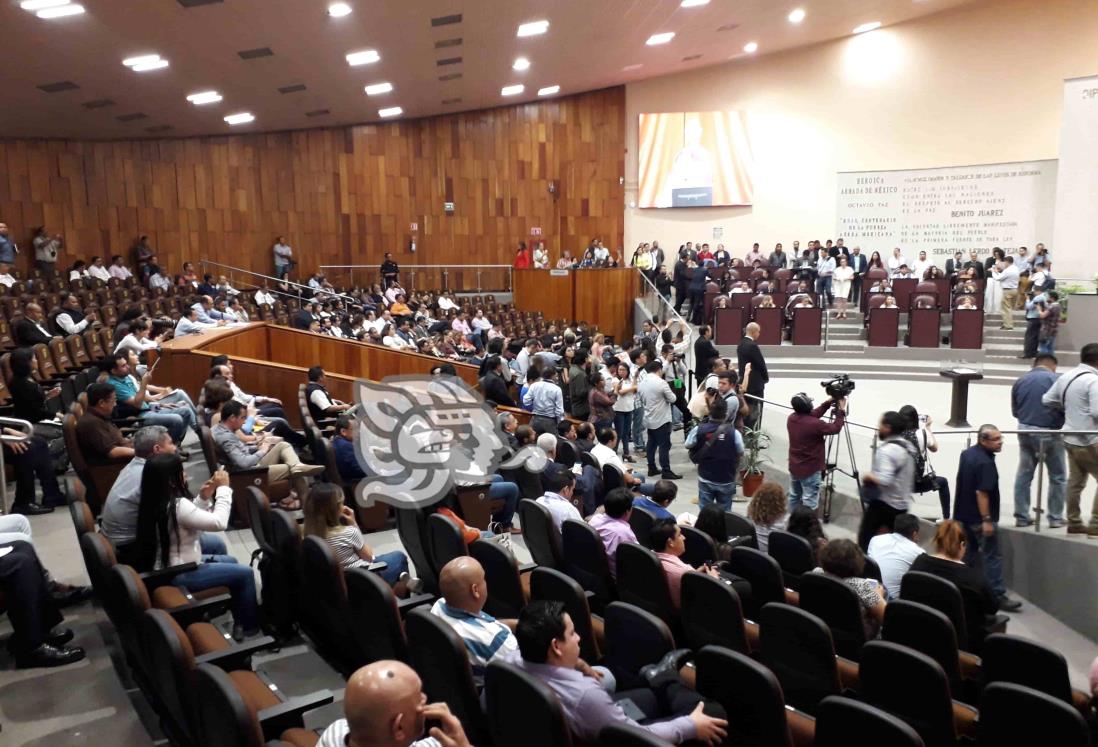 Congreso de Veracruz limita sesiones a distancia por diputados faltistas