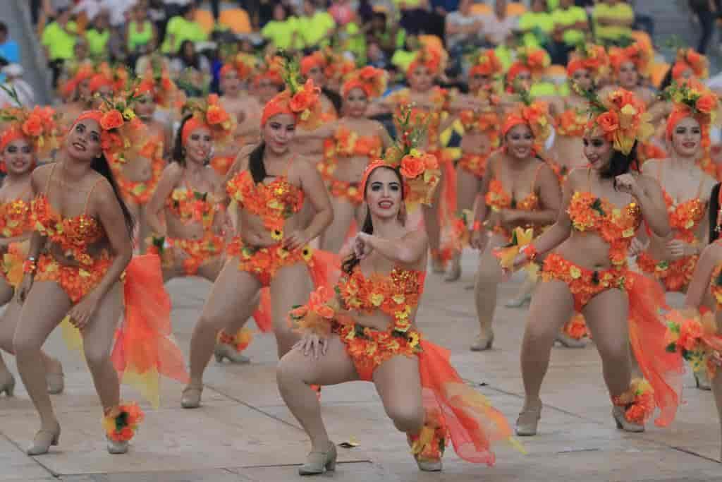 Comparsas exigen a comité mayor seguridad para mujeres en paseos del Carnaval de Veracruz