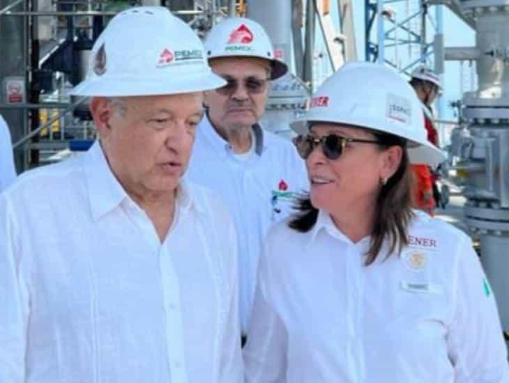 AMLO se reúne con Octavio Romero y Rocío Nahle en refinería de Minatitlán (+Video)