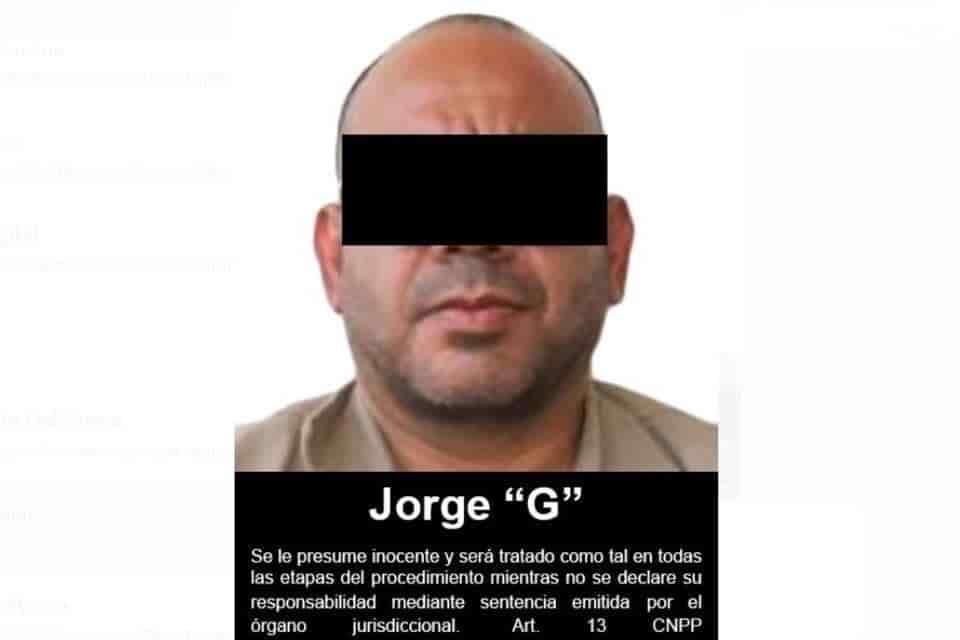 FGR entrega a EU a El Cholo Iván, jefe de seguridad de El Chapo
