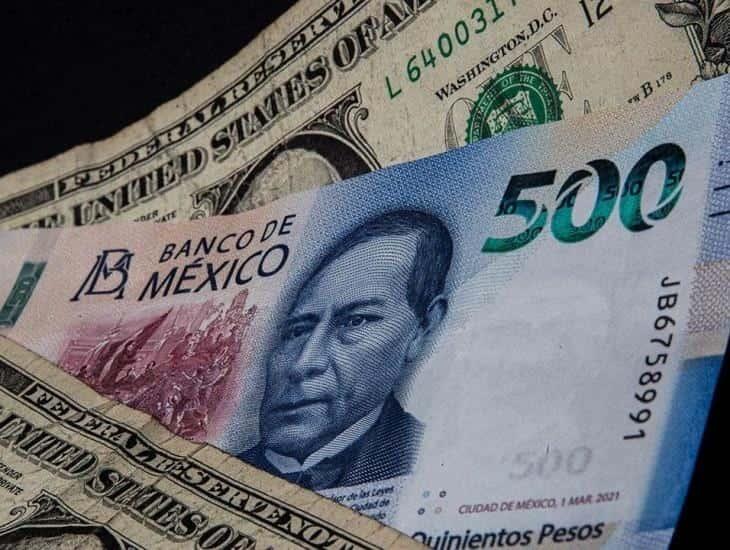¡El peso se repliega!, esto cuesta el dólar hoy en México