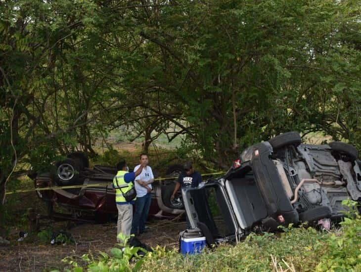 Abogado, víctima de accidente en autopista de Acayucan