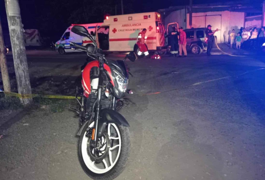 Mujer resulta lesionada tras derrapar en su motocicleta en San Andrés