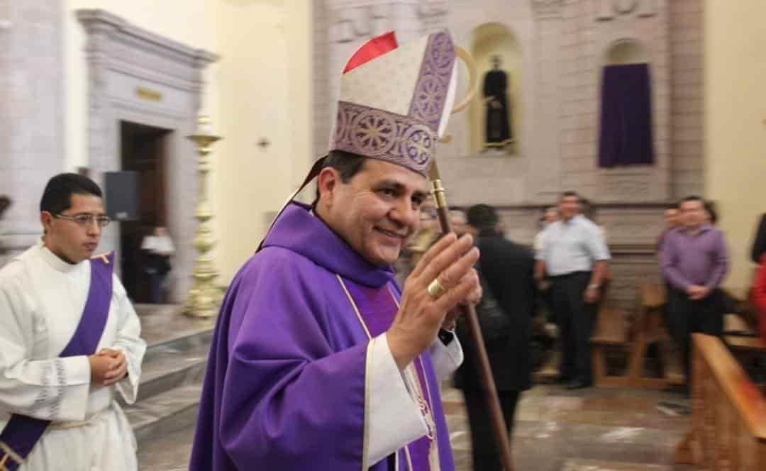 Atacan a arzobispo de Durango; hecho conmociona a fieles