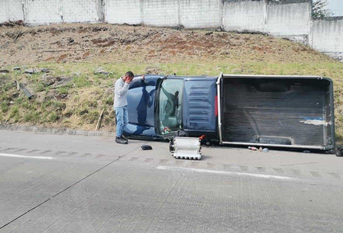 Vuelca camioneta en la Córdoba – Veracruz