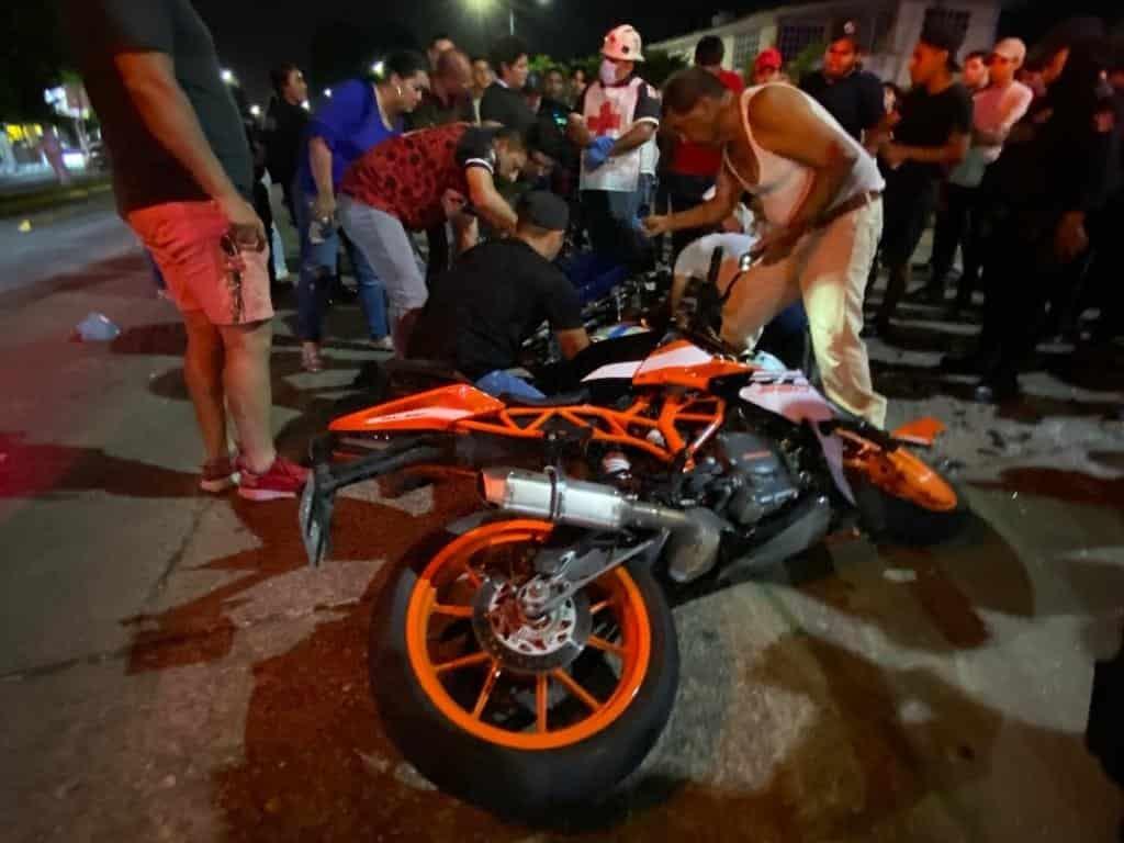 Muere motociclista tras impactarse contra camioneta en el sur de Veracruz