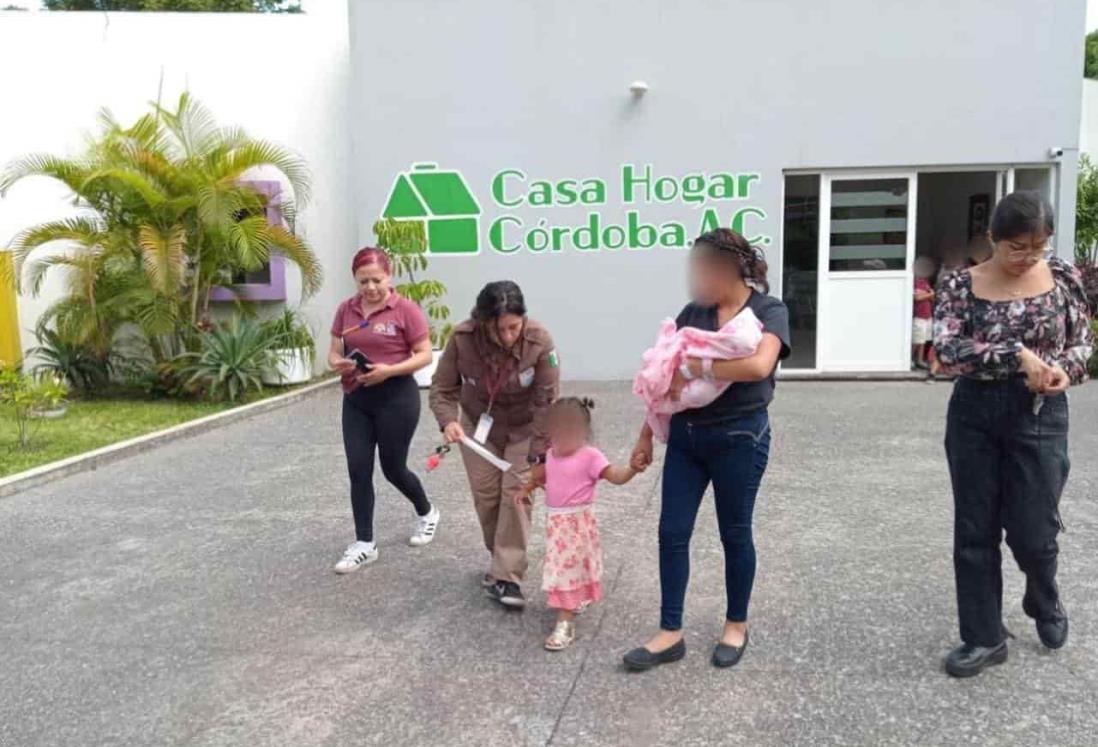 Darán residencia a familia migrante de bebé nacida en autobús en Veracruz