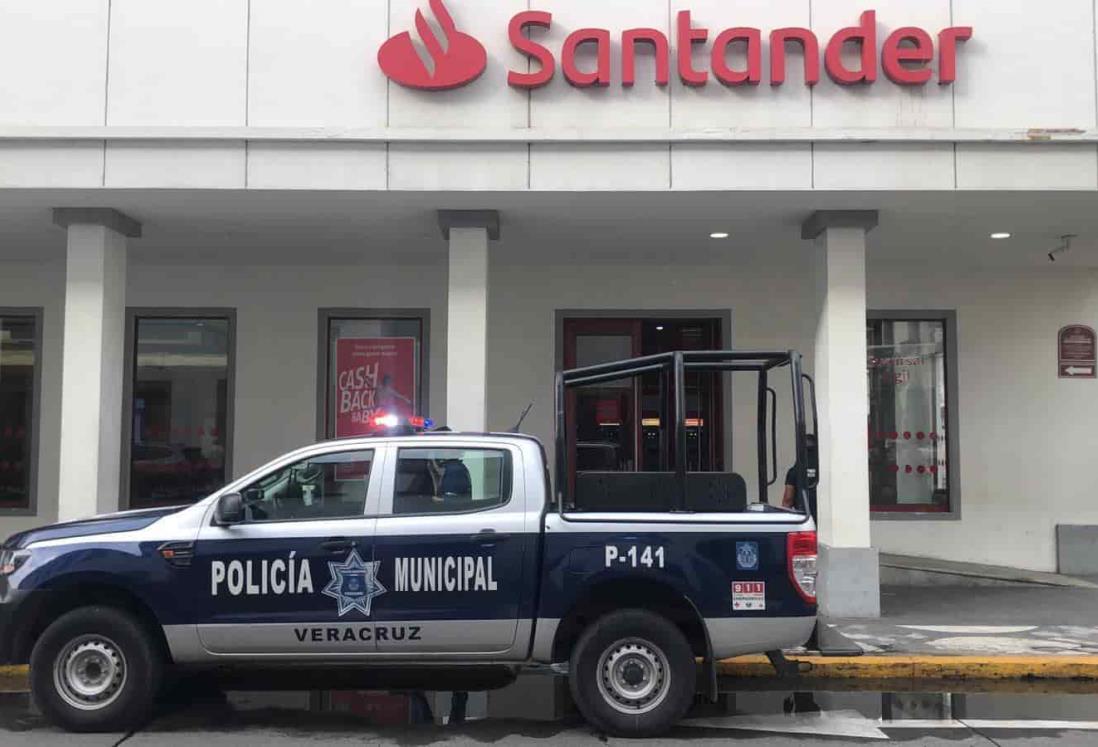 Frustran asalto a cuentahabiente en banco del centro de Veracruz | VIDEO