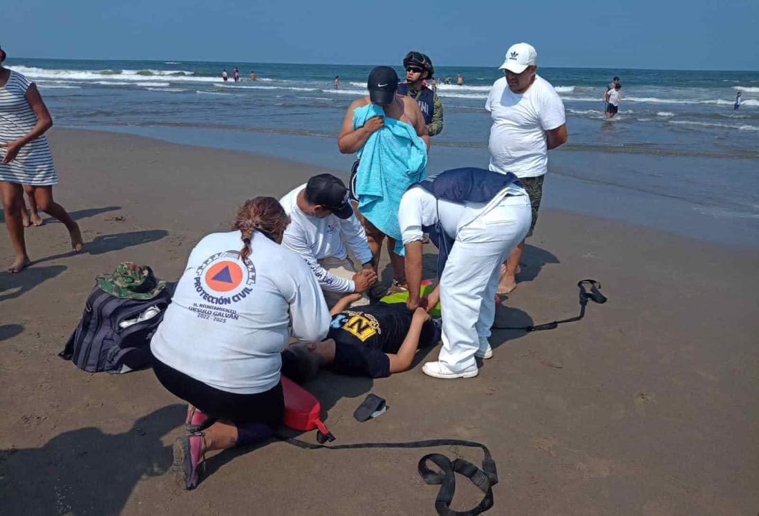 Rescatan a niño turista en playa de Chachalacas