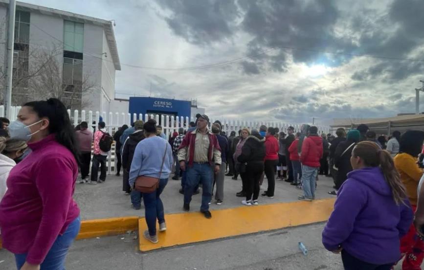 Recapturan a dos reos fugados en penal de Ciudad Juárez; uno pierde la vida